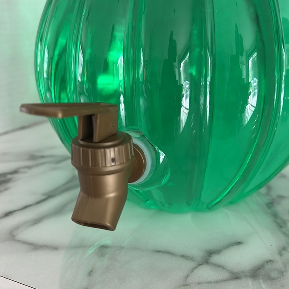 Target Bullseye 2023 - NWT - Pumpkin Beverage Dispenser - Picture 4 of 7